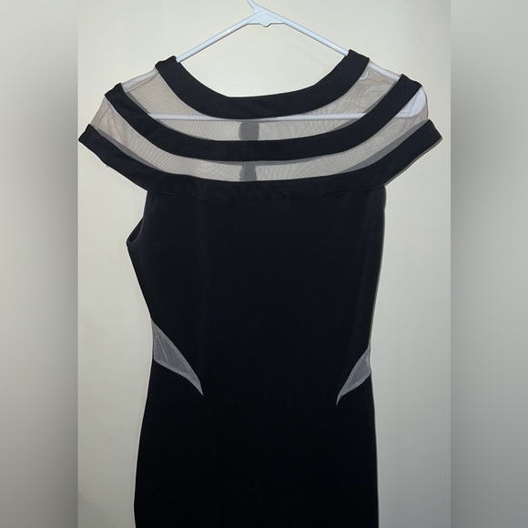 Black formal dress size medium - Picture 5 of 9